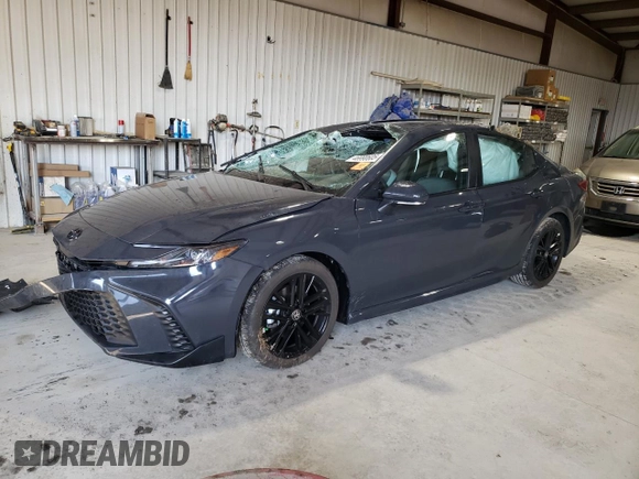 2025 Toyota Camry LE with VIN 4T1DAACK9SU556042, listed as a Copart auction lot 46990605 with 10,468 mi miles and Salvage Title. Bid and sale history available at DreamBid. Image 1.