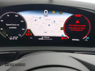 2024 Porsche Cayenne z VIN WP1AA2AY6RDA14314, wystawiony jako IAAI lot #42439986 z przebiegiem 3 212 mil mil oraz . Historia ofert i sprzedaży dostępna na DreamBid. Obrazek 7.