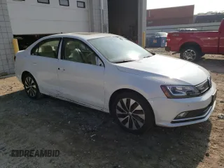 2015 Volkswagen Jetta Sedan Hybrid SEL Premium with VIN 3VW637AJXFM316204, listed as a Copart auction lot 55303853 with 100,746 mi miles. Bid and sale history available at carsss.com. Image 4.