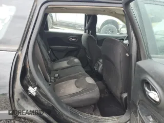 2016 Jeep Cherokee Altitude с VIN 1C4PJLAB1GW273680, выставлен на аукционе Copart как лот 54551335 с пробегом 149 915 миль миль и Списание • Salvage title. История ставок и продаж доступна на DreamBid. Изображение 11.
