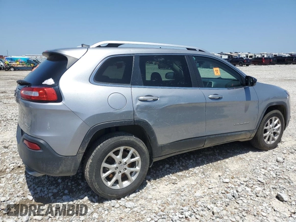 2016 Jeep Cherokee Latitude with VIN 1C4PJMCS9GW199329, listed as a Copart auction lot 61696245 with 62,280 mi miles and Salvage title. Bid and sale history available at DreamBid. Image 3.