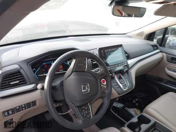 2024 Honda Odyssey EX-L z VIN 5FNRL6H67RB045588, wystawiony jako IAAI lot #41058931 z przebiegiem 4 440 mil mil oraz . Historia ofert i sprzedaży dostępna na DreamBid. Obrazek 21.