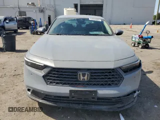 2024 Honda Accord Touring z VIN 1HGCY2F80RA079676, wystawiony jako Copart lot #53494695 z przebiegiem 23 378 mil mil oraz Szkoda całkowita • Salvage title. Historia ofert i sprzedaży dostępna na DreamBid. Obrazek 5.