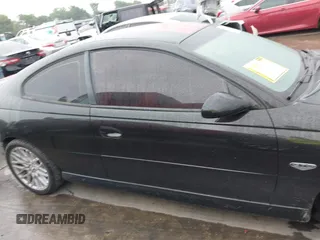 2004 Pontiac GTO z VIN 6G2VX12G84L183838, wystawiony jako IAAI lot #41946144 z przebiegiem 134 718 mil mil oraz . Historia ofert i sprzedaży dostępna na DreamBid. Obrazek 13.