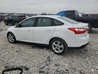 2013 Ford Focus SE with VIN 1FADP3F28DL260664, listed as a Copart auction lot 52767835 with 102,417 mi miles and Clean Title. Bid and sale history available at carsss.com. Image 2.