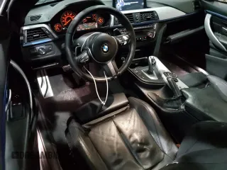 2015 BMW 4 Series 435i z VIN WBA3R1C54FK194347, wystawiony jako Copart lot #55849695 z przebiegiem 191 651 mil mil oraz Czysty tytuł • Clean title. Historia ofert i sprzedaży dostępna na DreamBid. Obrazek 8.