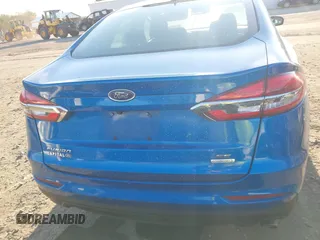 2020 Ford Fusion SE with VIN 3FA6P0HDXLR257562, listed as a IAAI auction lot 41882618 with 54,045 mi miles. Bid and sale history available at carsss.com. Image 16.