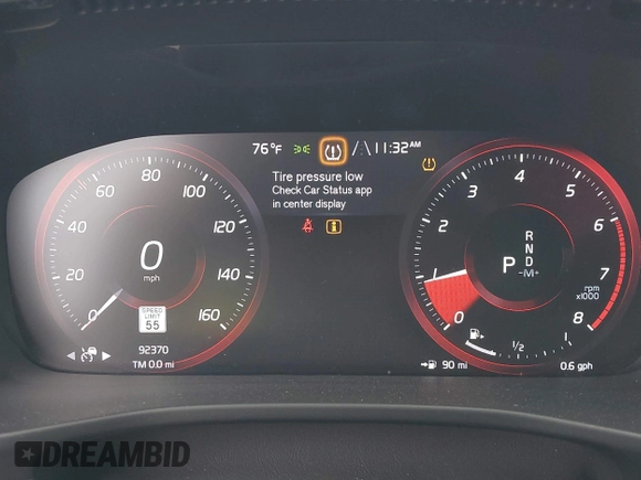 2019 Volvo XC40 R-Design with VIN YV4162UM6K2085605, listed as a IAAI auction lot 42365891 with 92,370 mi miles and . Bid and sale history available at DreamBid. Image 7.