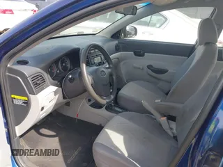 2010 Hyundai Accent GLS z VIN KMHCN4AC1AU469991, wystawiony jako IAAI lot #42374708 z przebiegiem 174 014 mil mil oraz . Historia ofert i sprzedaży dostępna na DreamBid. Obrazek 5.