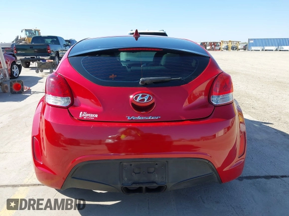 2013 Hyundai Veloster w/Gray Int z VIN KMHTC6AD0DU118150, wystawiony jako IAAI lot #41796309 z przebiegiem 249 384 mil mil oraz . Historia ofert i sprzedaży dostępna na DreamBid. Obrazek 16.