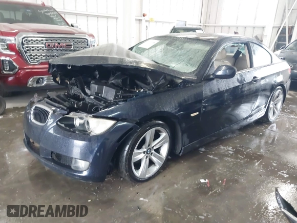 2010 BMW 3 Series 328i with VIN WBAWB3C55AP139074, listed as a IAAI auction lot 41247468 with 1 mi miles. Bid and sale history available at carsss.com. Image 18.