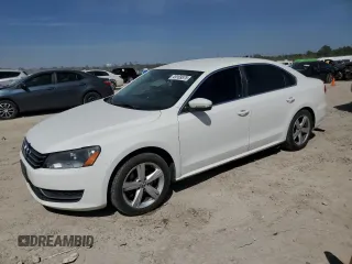 2015 Volkswagen Passat SE with VIN 1VWBS7A39FC056737, listed as a Copart auction lot 49169575 with 150,979 mi miles and Clean title. Bid and sale history available at DreamBid. Image 1.