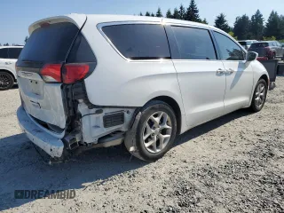 2018 Chrysler Pacifica Touring Plus with VIN 2C4RC1FGXJR126303, listed as a Copart auction lot 66100745 with 97,556 mi miles and Salvage title. Bid and sale history available at DreamBid. Image 3.