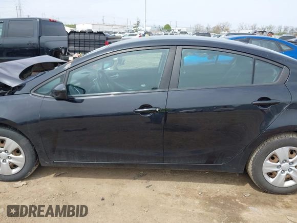 2018 Kia Forte LX with VIN 3KPFK4A77JE189410, listed as a IAAI auction lot 42070033 with 97,698 mi miles. Bid and sale history available at carsss.com. Image 15.