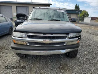 2005 Chevrolet Suburban LS with VIN 3GNFK16ZX5G205898, listed as a Copart auction lot 68094894 with 234,919 mi miles and Salvage Title. Bid and sale history available at carsss.com. Image 5.