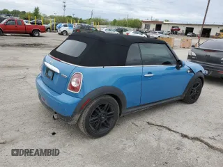 2014 MINI Convertible z VIN WMWZN3C57ET570016, wystawiony jako Copart lot #54565815 z przebiegiem 74 742 mil mil oraz Szkoda całkowita • Salvage title. Historia ofert i sprzedaży dostępna na DreamBid. Obrazek 3.