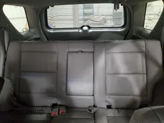 2005 Kia Sorento LX with VIN KNDJC733055350507, listed as a Copart auction lot 42380385 with 226,279 mi miles and Salvage title. Bid and sale history available at DreamBid. Image 10.