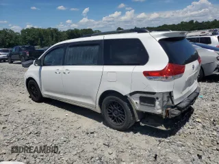 2012 Toyota Sienna LE с VIN 5TDJK3DC2CS044393, выставлен на аукционе Copart как лот 63579595 с пробегом 152 636 миль миль и Списание • Salvage title. История ставок и продаж доступна на DreamBid. Изображение 2.
