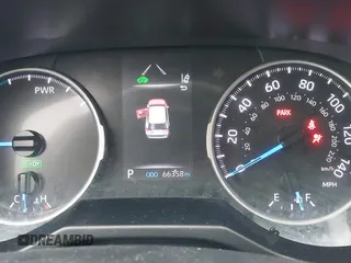 2021 Toyota RAV4 Hybrid XLE with VIN JTMRWRFVXMD127527, listed as a IAAI auction lot 41568988 with 66,358 mi miles. Bid and sale history available at carsss.com. Image 15.