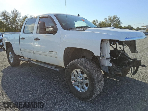 2011 Chevrolet Silverado 2500HD LT with VIN 1GC1CXCG4BF102589, listed as a Copart auction lot 41669685 with 0 mi miles and Clean Title. Bid and sale history available at carsss.com. Image 4.