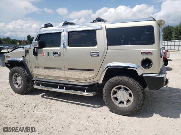 2004 Hummer H2 with VIN 5GRGN23U94H116071, listed as a Copart auction lot 67633684 with 0 mi miles and Non Repairable. Bid and sale history available at carsss.com. Image 2.