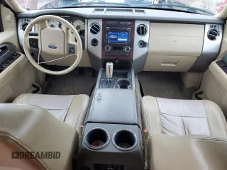 2011 Ford Expedition XLT z VIN 1FMJU1H55BEF34210, wystawiony jako Copart lot #54511145 z przebiegiem 153 695 mil mil oraz Czysty tytuł • Clean title. Historia ofert i sprzedaży dostępna na DreamBid. Obrazek 8.