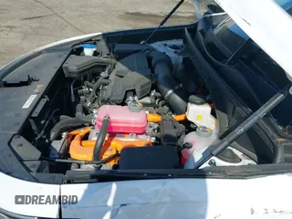 2024 Kia Sorento EX with VIN KNDRHDLG5R5259177, listed as a IAAI auction lot 41801436 with 7,132 mi miles and . Bid and sale history available at DreamBid. Image 19.