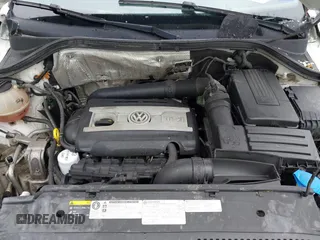 2017 Volkswagen Tiguan Wolfsburg Edition with VIN WVGRV7AX9HK002659, listed as a IAAI auction lot 42482438 with 88,841 mi miles and . Bid and sale history available at DreamBid. Image 10.