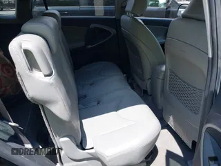 2008 Toyota RAV4 Limited с VIN JTMZK31V986012623, выставлен на аукционе IAAI как лот 42368933 с пробегом 220 429 миль миль и . История ставок и продаж доступна на DreamBid. Изображение 8.