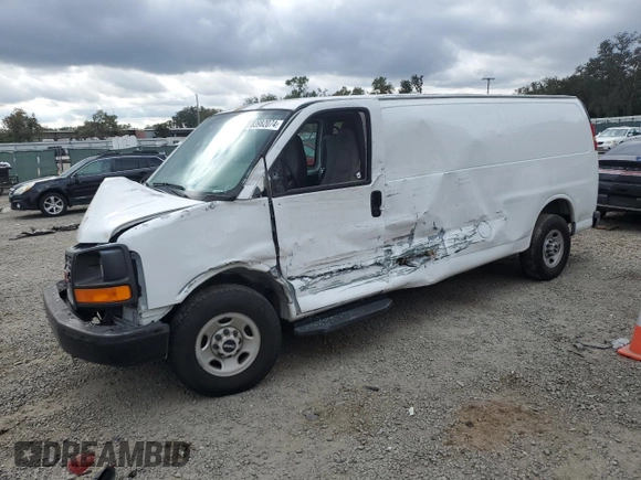 2006 GMC Savana Cargo Van with VIN 1GTGG29V361128837, listed as a Copart auction lot 83982074 with 0 mi miles and Salvage Title. Bid and sale history available at carsss.com. Image 1.