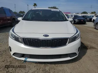 2018 Kia Forte LX with VIN 3KPFL4A71JE181719, listed as a Copart auction lot 44940655 with 96,982 mi miles and Salvage Title. Bid and sale history available at carsss.com. Image 5.