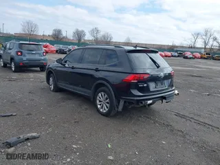 2020 Volkswagen Tiguan S with VIN 3VV0B7AX4LM043693, listed as a IAAI auction lot 41744269 with 87,758 mi miles. Bid and sale history available at carsss.com. Image 3.