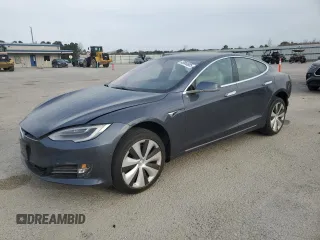 2020 Tesla Model S Long Range with VIN 5YJSA1E23LF403014, listed as a Copart auction lot 49869885 with 9,680 mi miles and Salvage Title. Bid and sale history available at carsss.com. Image 1.