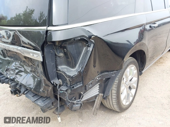 2018 Ford Expedition Max Platinum с VIN 1FMJK1MT2JEA53694, выставлен на аукционе IAAI как лот 42297036 с пробегом 70 239 миль миль и . История ставок и продаж доступна на DreamBid. Изображение 17.