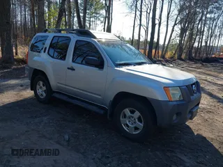 2007 Nissan Xterra SE with VIN 5N1AN08WX7C537428, listed as a IAAI auction lot 41511818 with 151,558 mi miles. Bid and sale history available at carsss.com. Image 1.