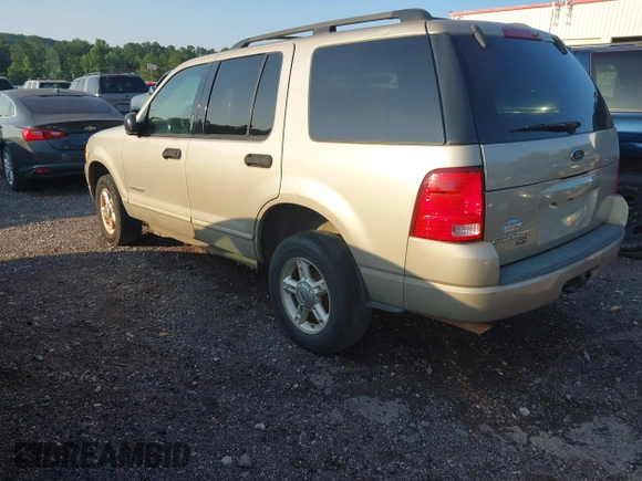 2004 Ford Explorer XLT z VIN 1FMZU63K94UC01739, wystawiony jako IAAI lot #42433985 z przebiegiem 276 349 mil mil oraz . Historia ofert i sprzedaży dostępna na DreamBid. Obrazek 3.