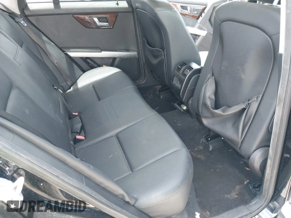 2011 Mercedes-Benz GLK 350 with VIN WDCGG5GB7BF657953, listed as a IAAI auction lot 42156580 with 187,458 mi miles and . Bid and sale history available at DreamBid. Image 8.