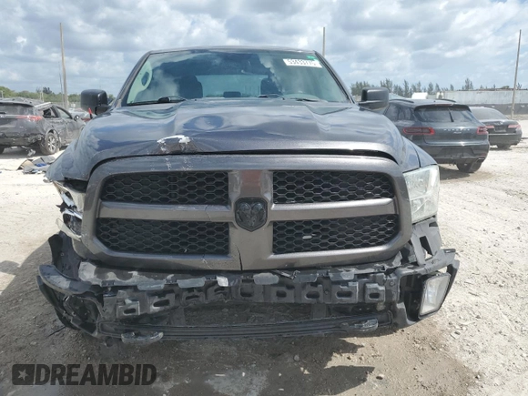 2018 Ram 1500 Express z VIN 1C6RR7KG1JS258072, wystawiony jako Copart lot #53433775 z przebiegiem 122 000 mil mil oraz Szkoda całkowita • Salvage title. Historia ofert i sprzedaży dostępna na DreamBid. Obrazek 5.