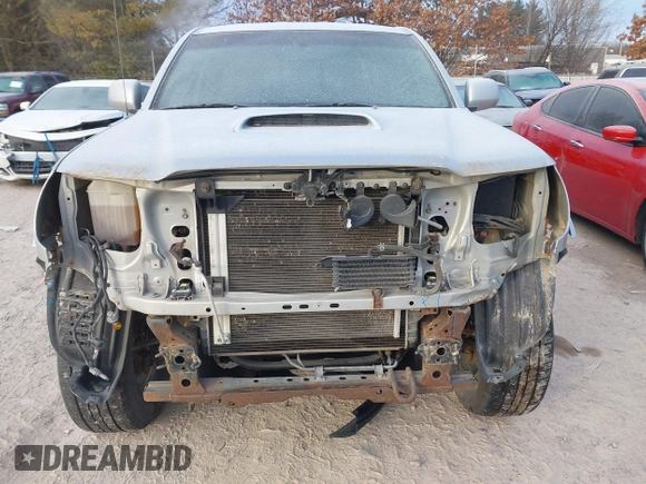 2006 Toyota Tacoma with VIN 5TEUU42N26Z238253, listed as a IAAI auction lot 41249690 with 226,094 mi miles. Bid and sale history available at carsss.com. Image 13.