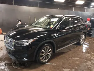 2021 Infiniti QX50 Luxe z VIN 3PCAJ5BB2MF120371, wystawiony jako IAAI lot #38543489 z przebiegiem 14 942 mil mil oraz . Historia ofert i sprzedaży dostępna na DreamBid. Obrazek 17.