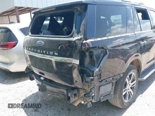 2023 Ford Expedition Limited z VIN 1FMJU1K8XPEA59096, wystawiony jako IAAI lot #42552665 z przebiegiem 59 097 mil mil oraz . Historia ofert i sprzedaży dostępna na DreamBid. Obrazek 20.