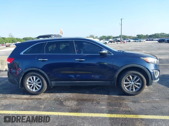 2016 Kia Sorento LX with VIN 5XYPG4A36GG045104, listed as a IAAI auction lot 41922121 with 169,874 mi miles and . Bid and sale history available at carsss.com. Image 13.