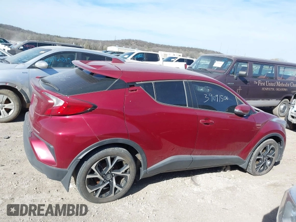 2018 Toyota C-HR XLE with VIN NMTKHMBX3JR059057, listed as a IAAI auction lot 41810801 with 124,246 mi miles. Bid and sale history available at carsss.com. Image 13.