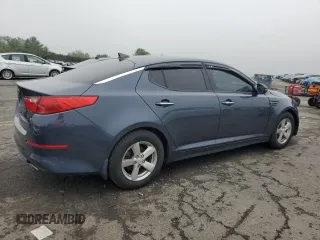 2015 Kia Optima LX z VIN KNAGM4A70F5554315, wystawiony jako Copart lot #57434125 z przebiegiem 109 200 mil mil oraz Czysty tytuł • Clean title. Historia ofert i sprzedaży dostępna na DreamBid. Obrazek 3.