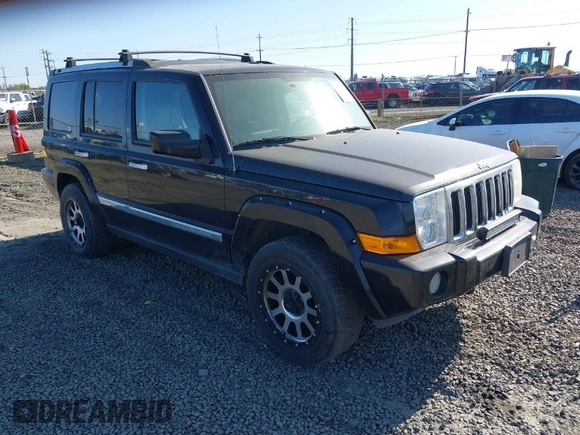 2008 Jeep Commander Overland with VIN 1J8HG682X8C140924, listed as a IAAI auction lot 42034619 with 237,939 mi miles. Bid and sale history available at carsss.com. Image 1.