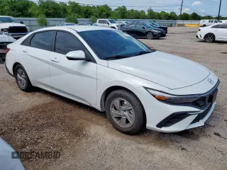 2024 Hyundai Elantra SE with VIN KMHLL4DG6RU851739, listed as a Copart auction lot 58373805 with 7,641 mi miles and Clean title. Bid and sale history available at DreamBid. Image 4.