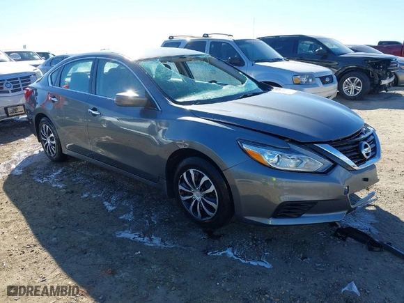 2018 Nissan Altima 2.5 SR with VIN 1N4AL3AP2JC226619, listed as a IAAI auction lot 41679510 with 55,527 mi miles. Bid and sale history available at carsss.com. Image 1.