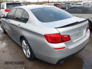 2015 BMW 5 Series 535i xDrive with VIN WBA5B3C50FD544036, listed as a IAAI auction lot 41902652 with 184,735 mi miles. Bid and sale history available at carsss.com. Image 3.
