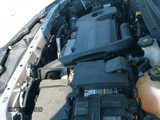 2020 Chevrolet Equinox LS z VIN 2GNAX5EV7L6209840, wystawiony jako IAAI lot #42370898 z przebiegiem 87 797 mil mil oraz . Historia ofert i sprzedaży dostępna na DreamBid. Obrazek 18.