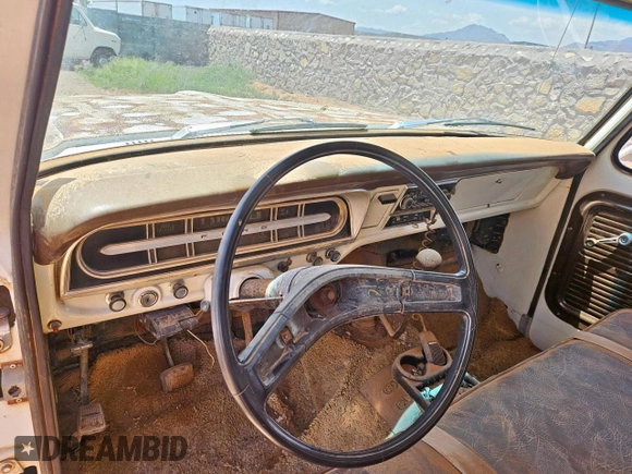 1970 Ford F-250 z VIN F25BKH91656, wystawiony jako Copart lot #65089665 z przebiegiem 22 297 mil mil oraz Czysty tytuł • Clean title. Historia ofert i sprzedaży dostępna na DreamBid. Obrazek 9.